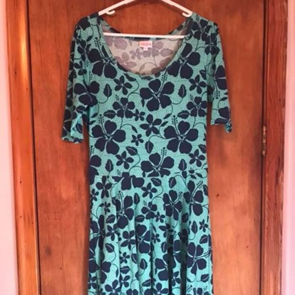 Lularoe Nicole Dress Large